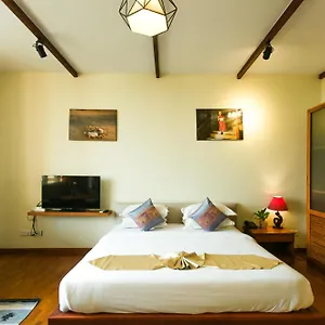 ambassador-hill.yangonhotels.org/